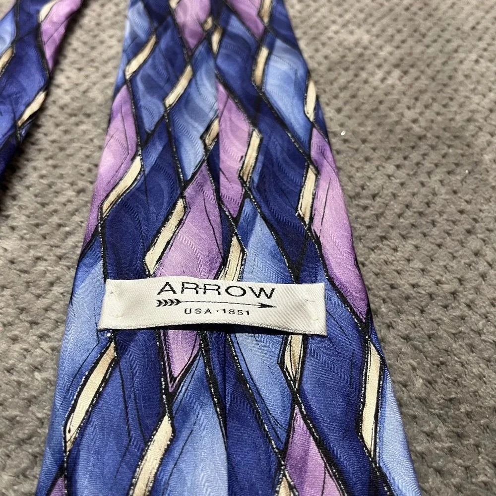 Arrow USA 1851 Mens Silk Necktie Blue Purple Geometric Diamond Print 3.75 Inch